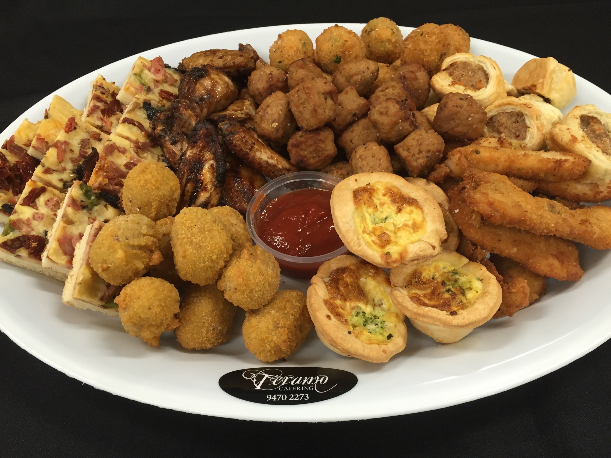 PLATTERS-HOT-CONT-pic-2-scaled